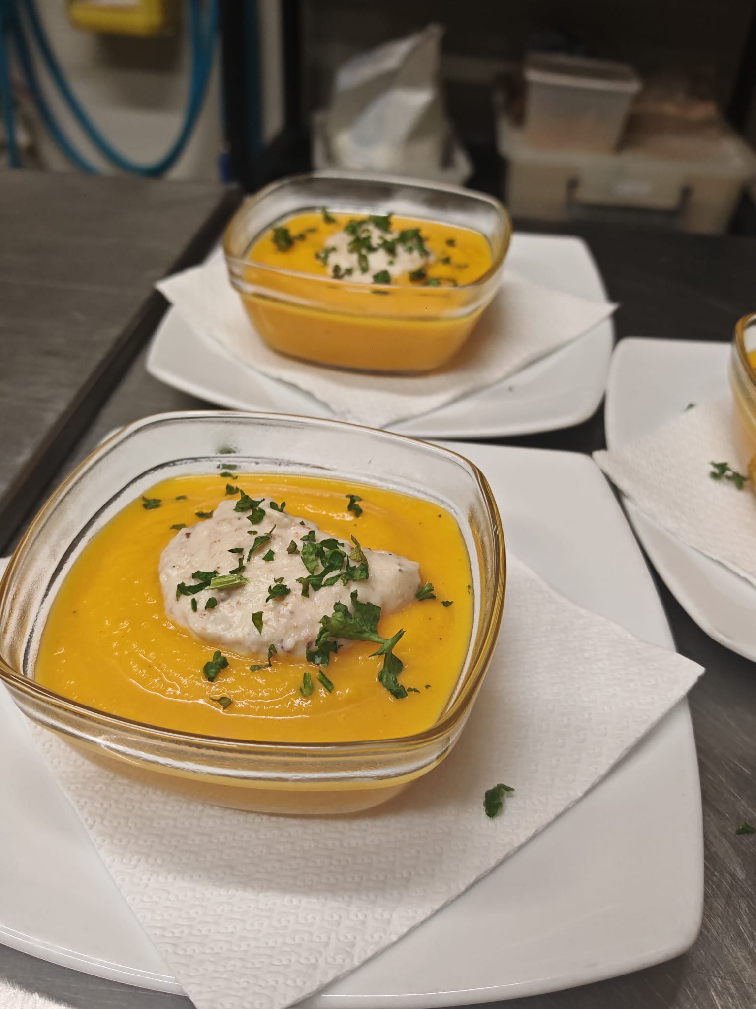 Velouté de potimarron quenelle de crème